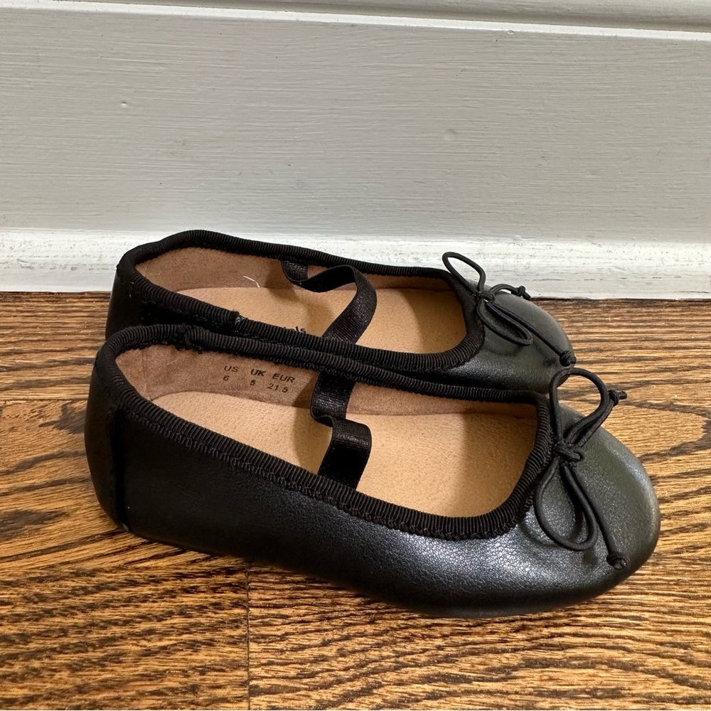 Amazon Essentials Ballet Slipper - Picture 2 of 6